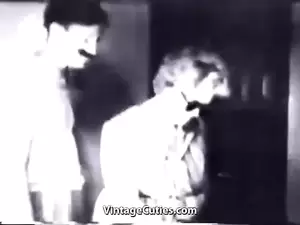 1940s Housewife Porn - Old Housewife is Getting Fucked (1940s Vintage) | xHamster