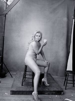 Amy Schumer Naked Pussy - Pirelli's calendar 2016 sees Amy Schumer and Serena Williams strip for  Annie Leibovitz | Metro News