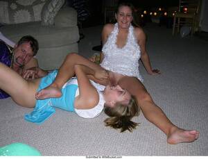 homegrown swinger porn - WifeBucket | Homegrown swingers of all ages, shapes, and sizes!