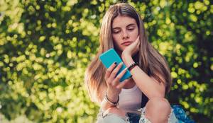 Australian Kissing Porn - Sex Before Kissing: How 15-Year-Old Girls Are Dealing With Porn-Obsessed  Boys