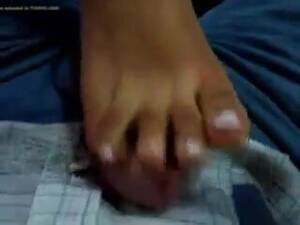 indian footjob video - Indian Footjob - video 3 - ThisVid.com