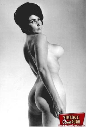 Curvy Vintage Solo Porn - Old porn. Curvy vintage girls showing their - XXX Dessert - Picture 12