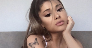 Ariana Grande Shower Porn - Ariana Grande Opens Up About Mac Miller In Rare Interview: 'Such A  Beautiful Gift'