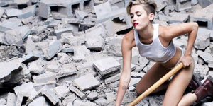 miley cyrus handjob messy - Miley Cyrus's new Wrecking Ball video says young women should be sexually  available: ohnotheydidnt â€” LiveJournal - Page 6