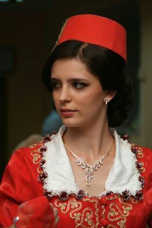 Bosnian Hijab Porn - Bosnian woman