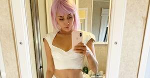 Miley Cyrus Black Blowjob - Nicki Minaj Called Out Miley Cyrus And The Whole Thing Is Super Awkward