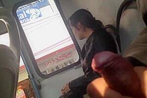flashing bus - Flashing En El Bus - found 7012 Free Porn Videos, HD XXX at tPorn.xxx