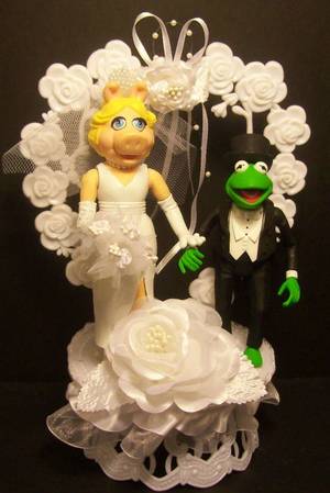 Muppets Miss Piggy Hentai Porn - The Muppet Show Miss Piggy | KERMIT THE FROG & MISS PIGGY WEDDING CAKE  TOPPER FUNNY