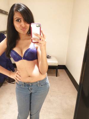 Girls Try Out - Desi girl trying out lingerie ...