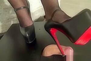 louboutin shoejob - Fetish Liza Louboutin Shoejob