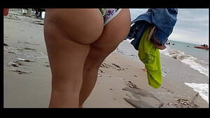 california beach ass voyeur - Big ass walking voyeur beach - XVIDEOS.COM