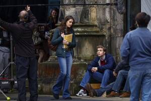 Annasophia Robb Porn Sneakers - Stars On Set | Entertainment Tonight