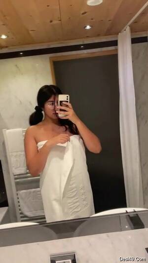 nri nude cam - Bored Nri girl nude selfie she shows boobs and pussy, leaked indian sex |  AREA51.PORN