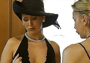 Black Shemale Stars 1980s - Retro Shemale Porn