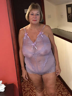 Amature Grandma Porn - Amature grandmas hot pussy integument - NudeGirlPics.net