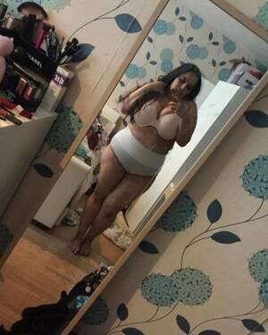 amateur milf arab - Amateur Arab Milf Porn Pics - PICTOA