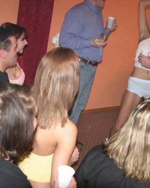 college party girls in action - Groupsex party action with horny college girls Porn Pictures, XXX Photos,  Sex Images #3344467 - PICTOA