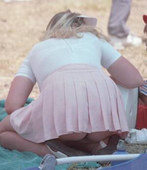 accidental upskirt no panties - Accidental Upskirt No Panties School