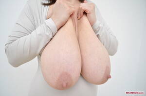 maxi mooms tits lactating - Maxi Mooms Tits Lactating | Sex Pictures Pass