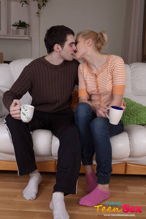 Amateur Couple Socks - Amateur couple strip to to ankle socks during foreplay and before fucking -  HD Porn Pictures