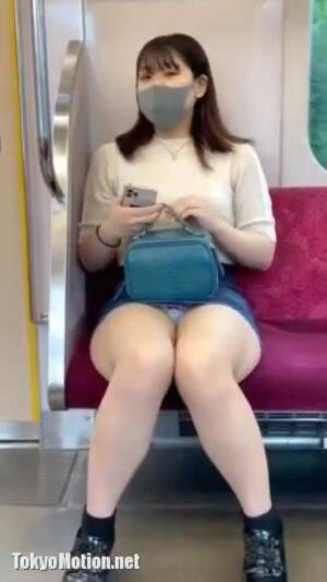 asian upskirt thong - Asian upskirt - video 2 - ThisVid.com