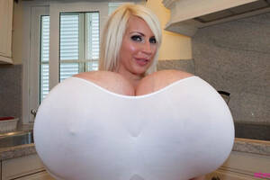 big breasts in the world - This woman has the 'largest fake boobs in the world'