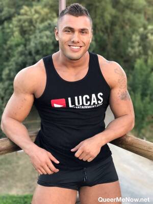 Czech Bodybuilder - Brock Magnus: Hot New Bodybuilder Gay Porn Star from Czech Republic  Shooting His First Scene with Lucas Ent.