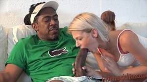 Biggest Black Cock In Porn - small blonde takes biggest black cock - Videos Porno Gratis - YouPorn
