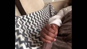 friend hand jobs - Hand Job from friend - XVIDEOS.COM
