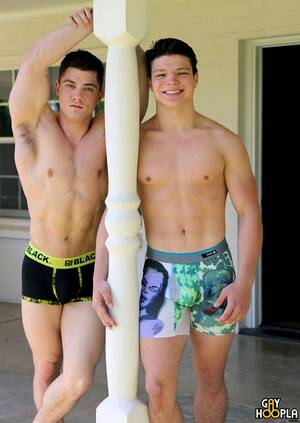 Bisexual Underwear Porn - Hunky Bisexual Porn Star Collin Simpson Has Both Gay Porn and Straight Porn  Released This Friday