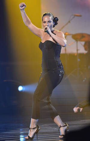 Alicia Keys Xxx Porn - Alicia Keys triumph xf 7 | falsefabs