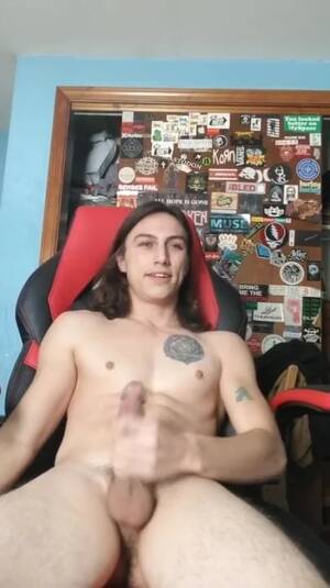 hot threesome stoner - Hung stoner shoots big load watching pussy porn - ThisVid.com