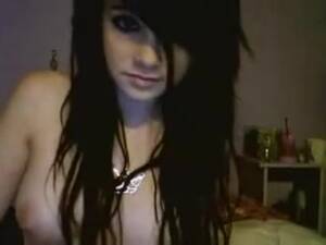 Emo Porn - Black-haired emo girl pounded herself on webcam - Emo Sex GFs