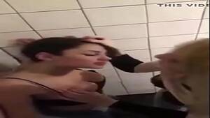 lesbian spy - Spy on lesbians in the toilet - XVIDEOS.COM