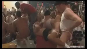amateur orgy after rave at hotel - hot rave orgy - XVIDEOS.COM
