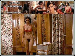Monica Bellucci Pussy - Monica Bellucci nude boobs and hairy pussy in Ultimo Capodanno