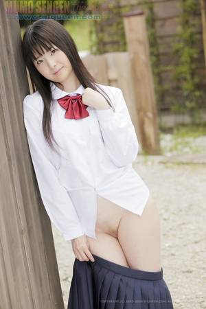 Japanese Schoolgirl Shaved Pussy Girl - 