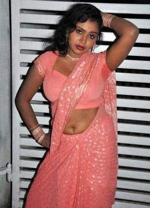 best indian xxx - Indian desi sexy aunty saree blous removing naked nude xxx porn pics. Desi  mallu aunty