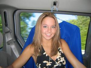 louisville cheerleader nude - Photo gallery: Cheerleader naked. Meendo sex dating