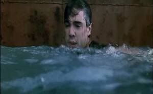 Cage Underwater - Trapped underwater in cage - ThisVid.com