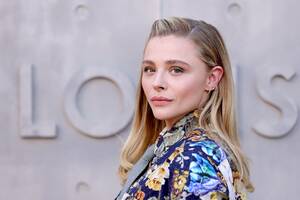 Chloe Moretz Blowjob - ChloÃ« Grace Moretz Recounts Traumatizing Early Fame | POPSUGAR Celebrity