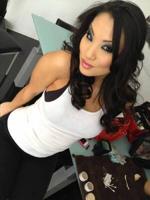Asa Akira Hiding - The 'Insatiable' life of porn star Asa Akira