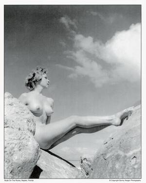 Bunny Yeager Porn - Bunny Yeager | Original BUNNY YEAGER Pin Up Litho Nude on Rocks (24) |  MutualArt