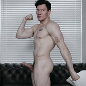 Big Dick Army Porn - The Guy Site: Liam - Big Dick Army Man - QueerClick