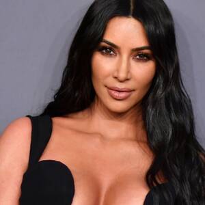Kim Kardashian Alike - Kim Kardashian Lookalike OnlyFans Model Dies Of Cardiac Arrest At Just 34 |  IBTimes