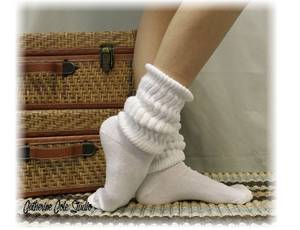 90s Slouch Sock Porn - CUDDLY KITTEN slouch socks - white