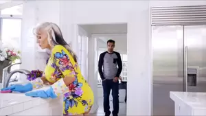 Mum Sally Porn - thumb-nss.xhcdn.com/a/oLNxAyjR_0WX9pCcEA9MVQ/012/4...