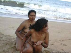 indian lady naked on beach - NAUGHTY INDIAN HOT DESI GIRLS - AMATEUR NUDE PORN PHOTOS: Indian Desi  Bhabhi Aunty Sexy
