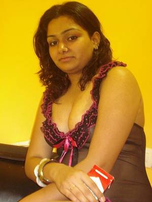 Indian Porn Aunties And Youth - Sexy Aunty