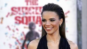 Leslie Grace Porn - 'Batgirl' star Leslie Grace refutes 'not releasable' claims - Los Angeles  Times